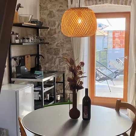 Stella Maris Mit Terrasse & Privatparkplatz Apartament Szybenik